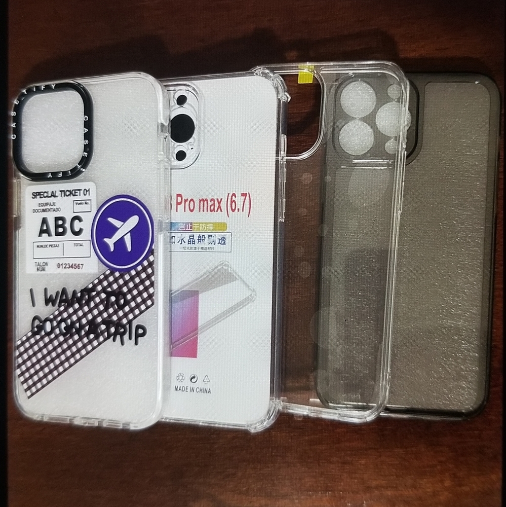 Iphone 13 pro max cases (New)